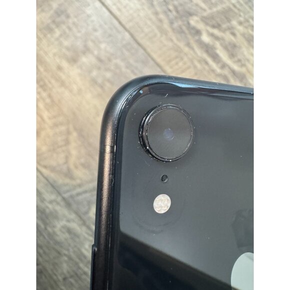 Apple iPhone XR 64GB Black Unlocked A1984 Excellent Condition Battery 79% - Picture 6 of 10